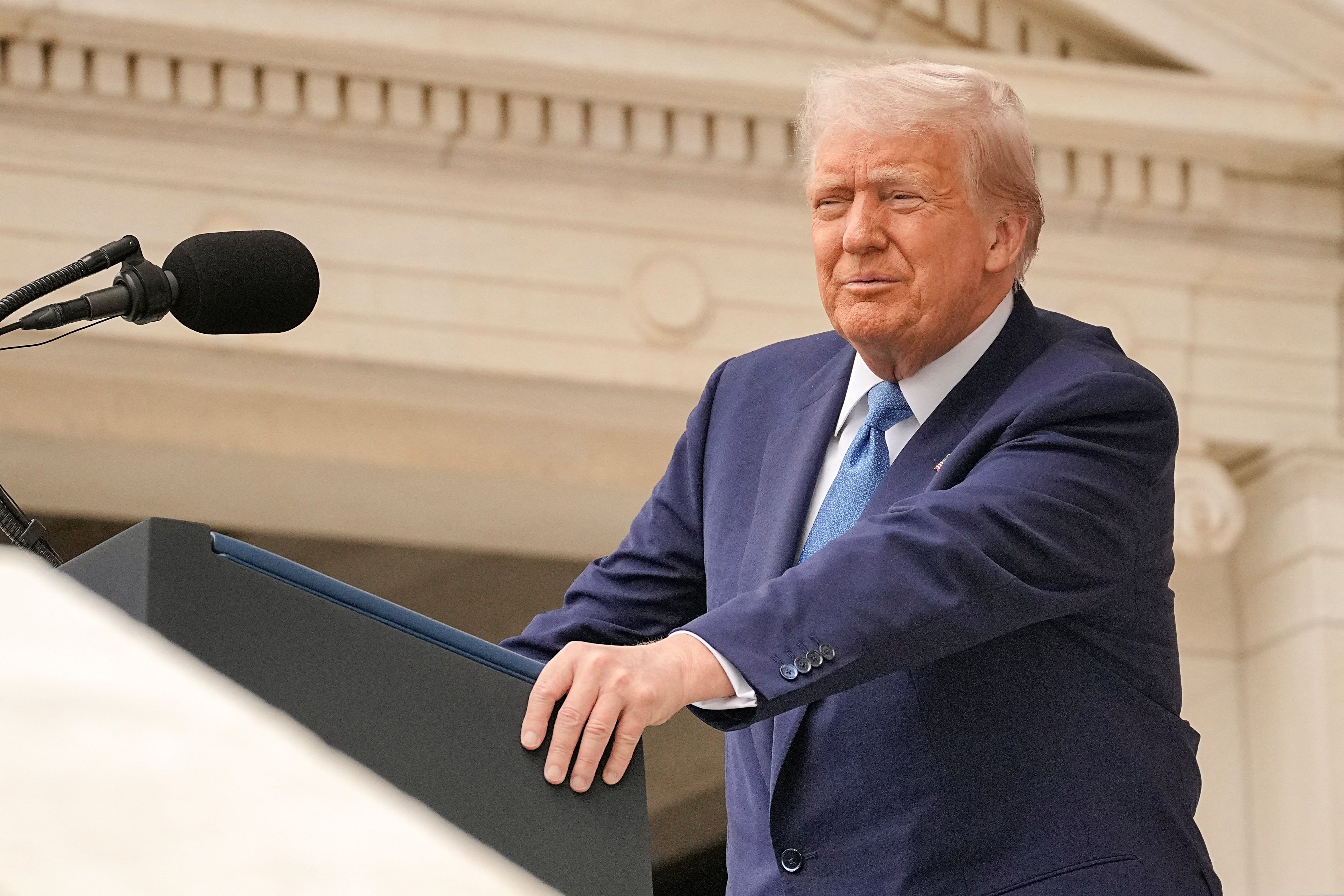 トランプ氏の核施設破壊発言、「レッドライン越え」＝イラン当局