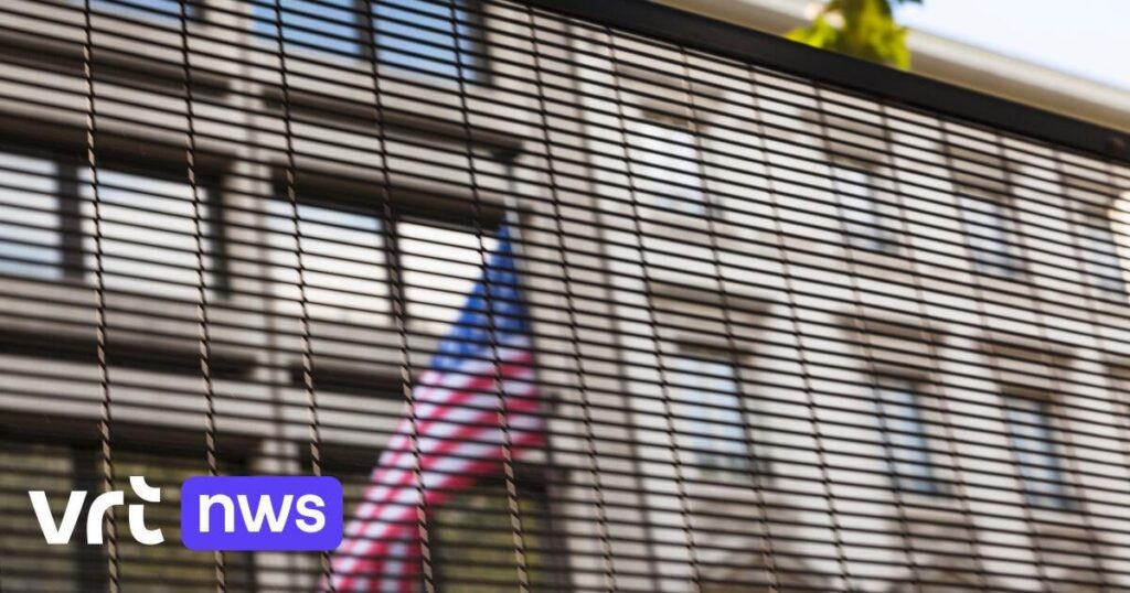 アメリカ大使館は、多様性政策に関するフリームの大学にアンケートを送ります