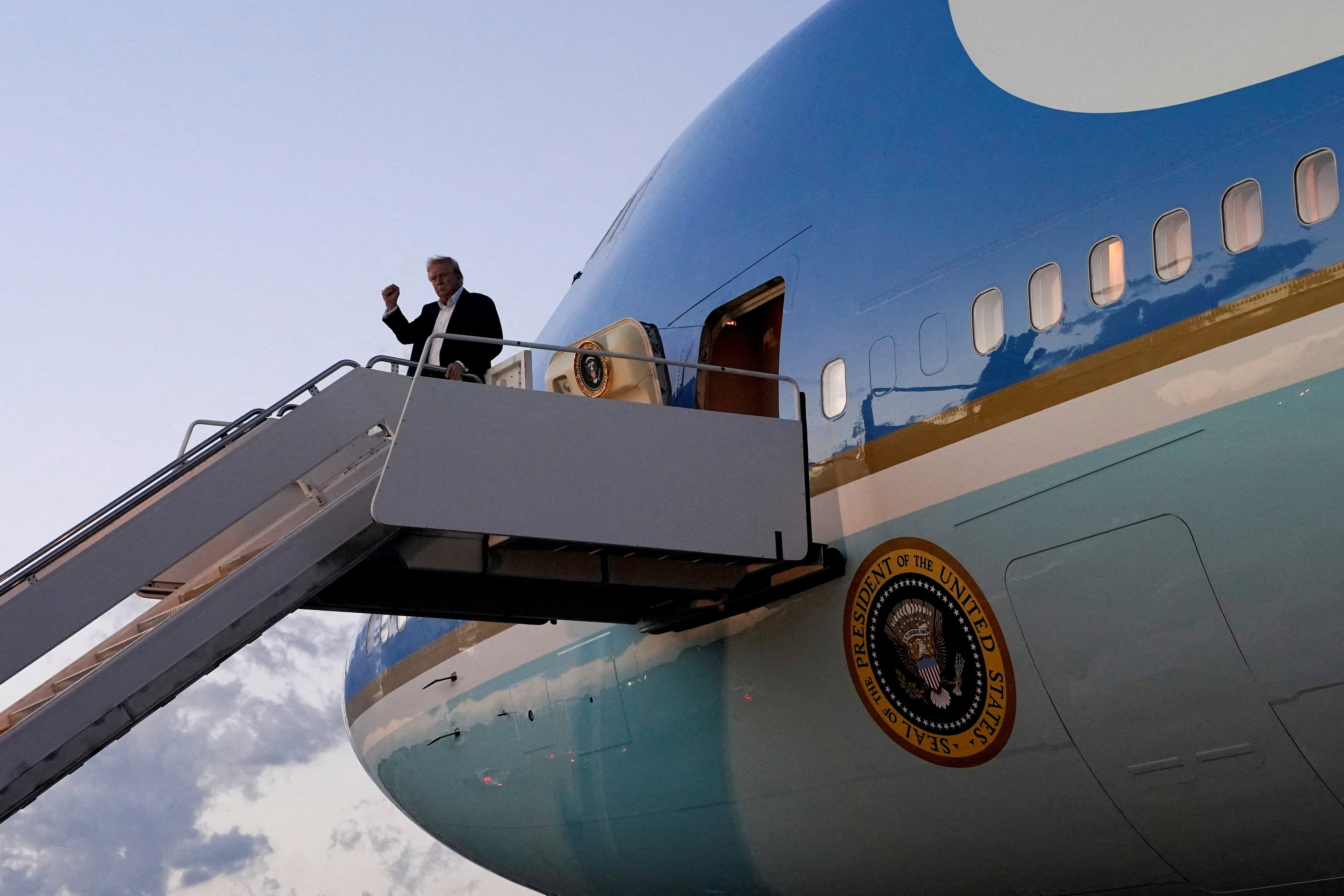 トランプ米大統領、カタールからジャンボ機を贈り物として受領へ