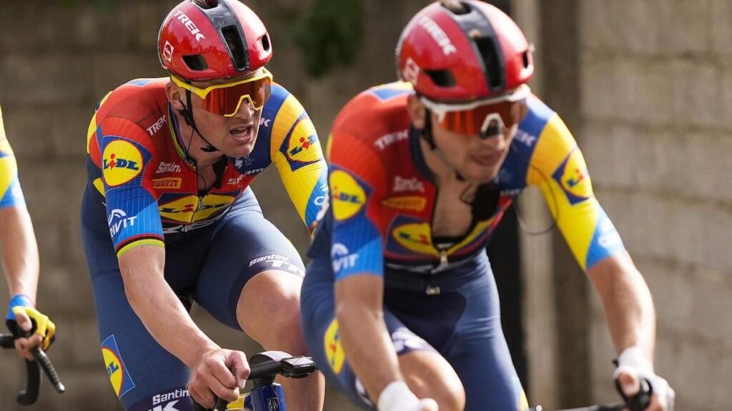 Mads PedersenはGiro D'Italiaの第3段階で優勝し、ドライバーのジャージを運転し、歴史上最も勝利のデーンになります。