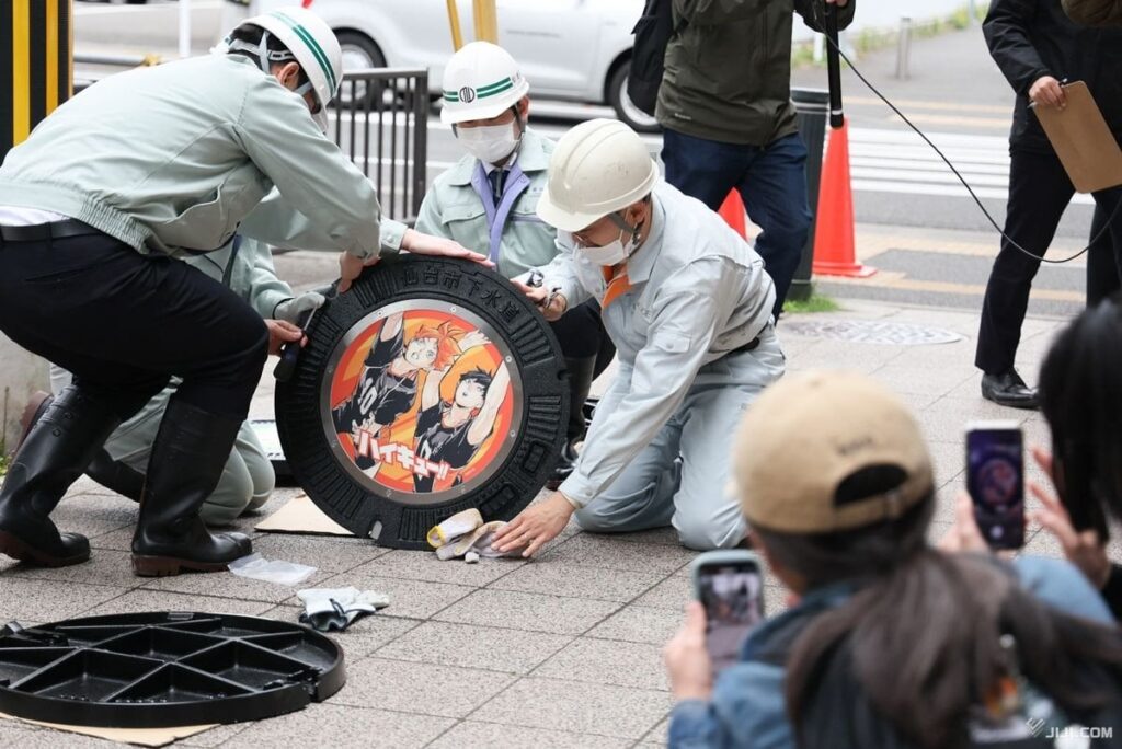 「ハイキュー！！」キャラのマンホールを設置 仙台市