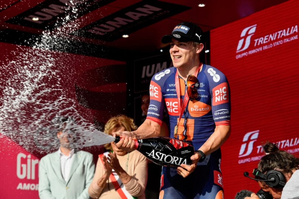 ファンウーデン「スタッフ含め全員で掴んだ勝利」コーイ「もう少し何かできたんじゃないか」 - ジロ・デ・イタリア2025第4ステージ選手コメント | cyclowired