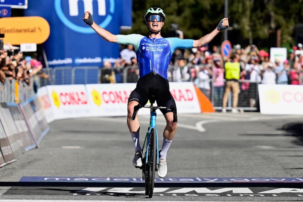 プロドムが「タッポーネ」で逃げ切り勝利　デルトロは区間2位でマリアローザ堅守 - ジロ・デ・イタリア2025第19ステージ | cyclowired