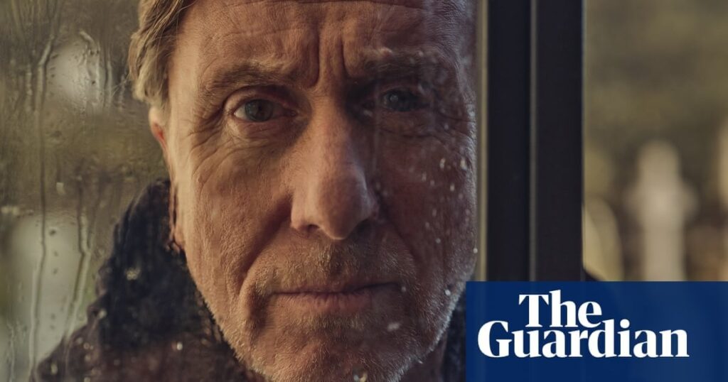 「悲しみの治療法はありません」：死別についての映画を作った後、息子を失ったティム・ロス