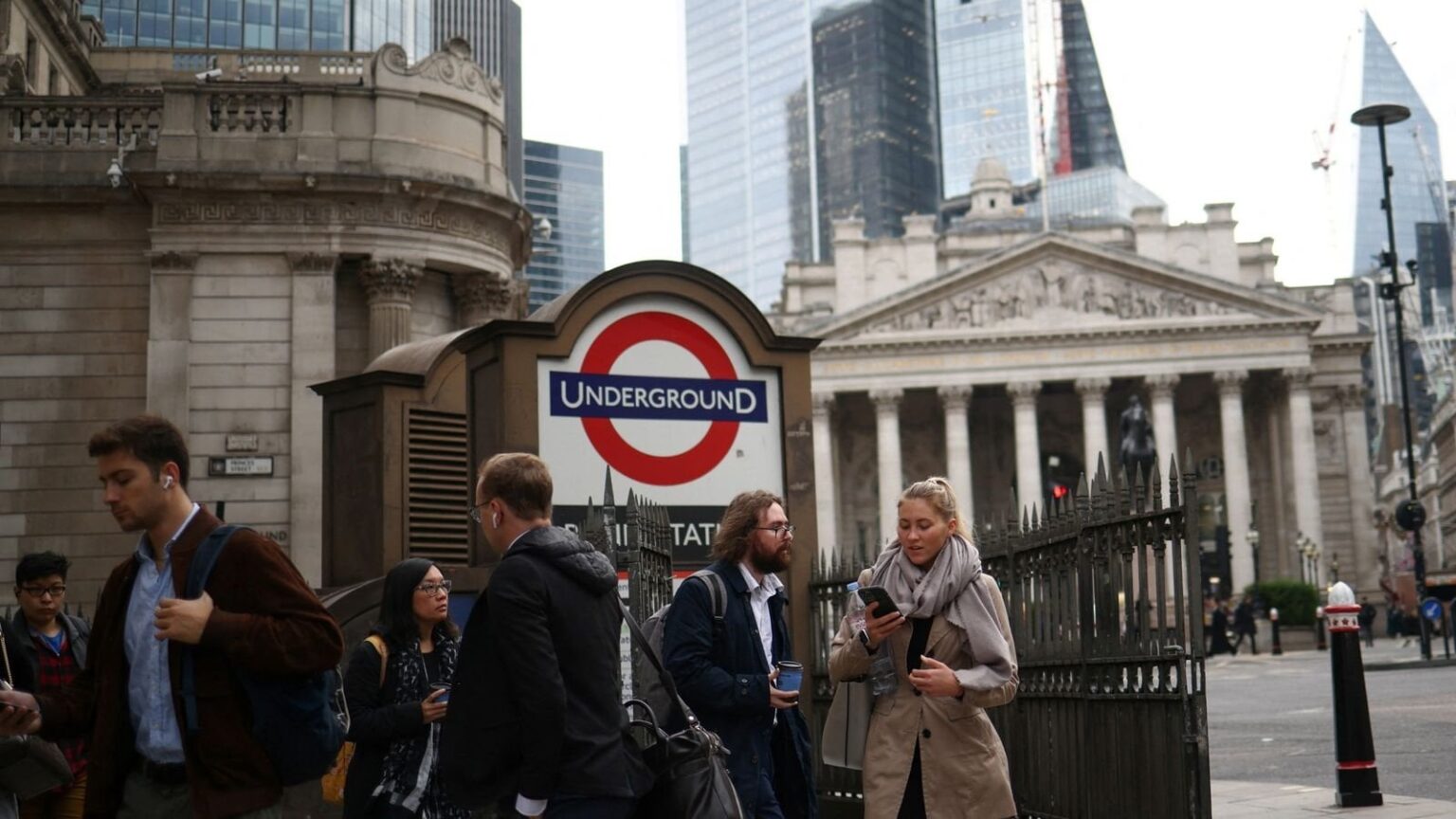 英国経済は2025年の最初の3か月で予想以上に成長しました
