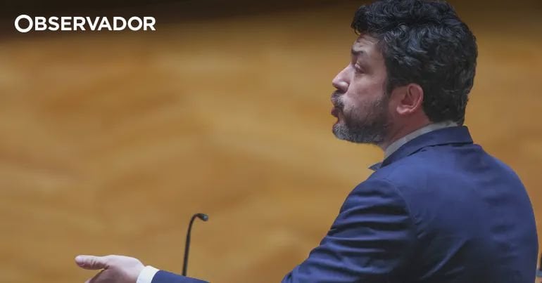 PS副官は、議論の数時間前にモンテネグロのクライアントに関する情報にアクセスしたと仮定しています