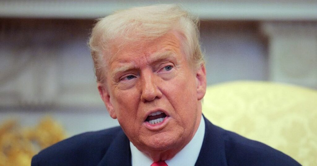 60分間の爆発的なドナルドトランプセグメントは、200億ドルの訴訟を起こしているにもかかわらず