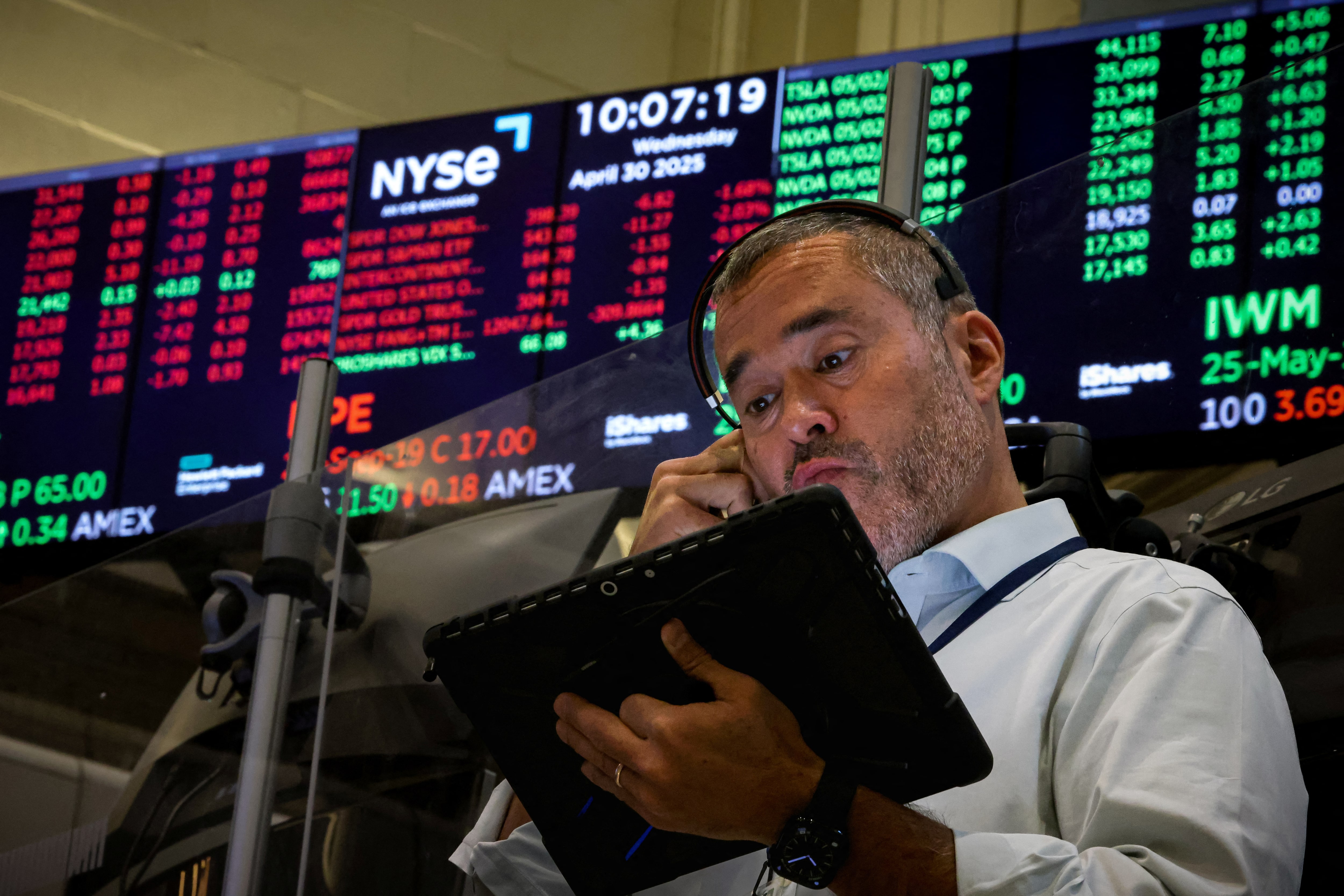 米国株式市場＝上昇、ダウ・Ｓ＆Ｐ8連騰　マイクロソフト・メタ好決算で