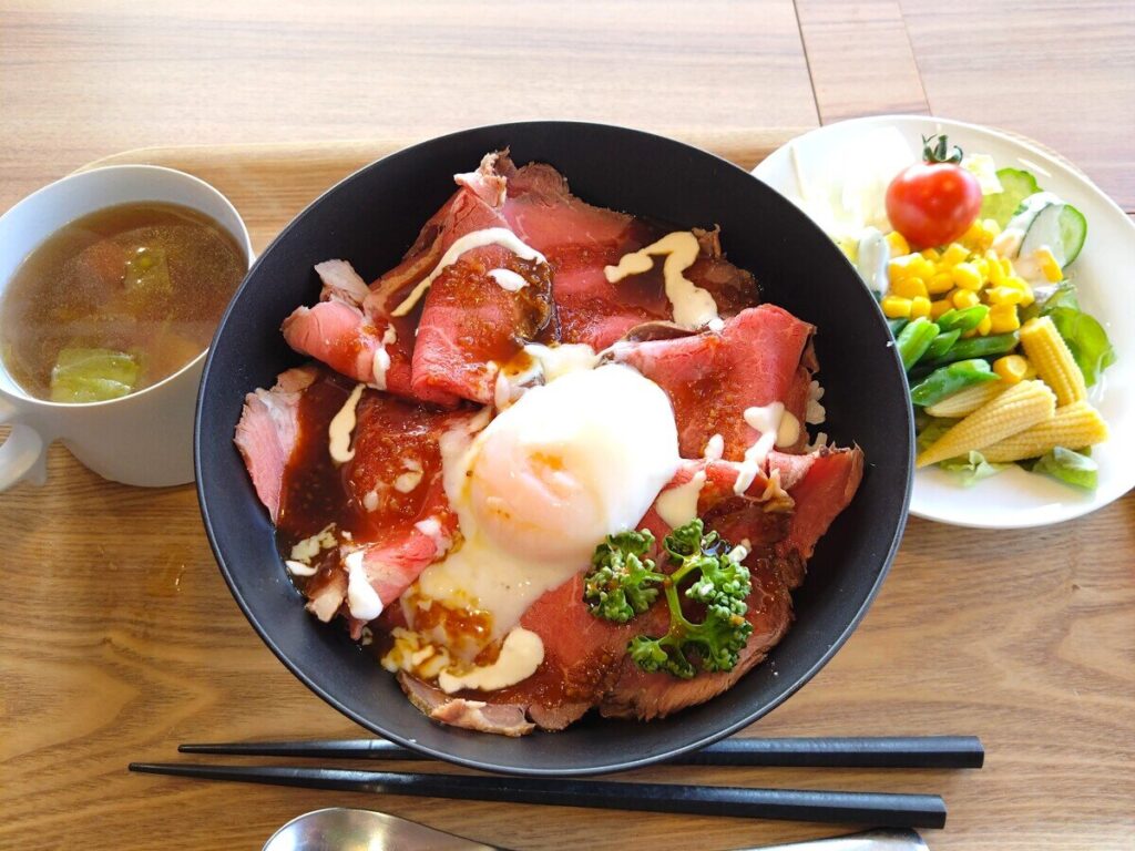 SODANE - サ飯はしほろ牛♪農村温泉サウナ！北海道十勝士幌町「しほろ温泉 プラザ緑風」がフィンランドサウナに大変身/１０８℃激アツ熱波/アンビとやす横で１.２.セットサウナ 北海道のサウナ野郎パンダ・リー「ととのえ道場」[251]