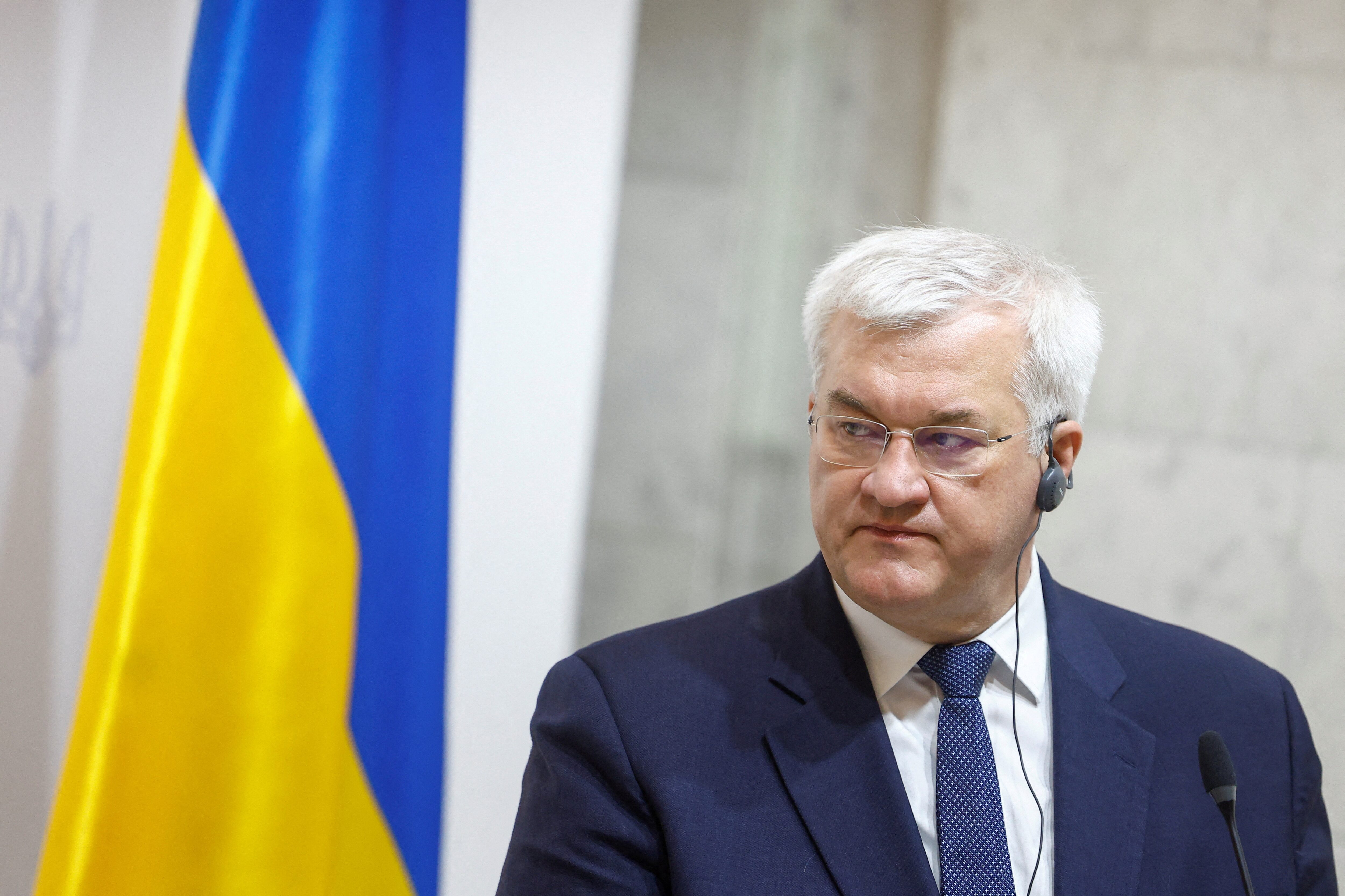 G７はロシア原油上限引き下げを、ウクライナ外相「30ドルが妥当」