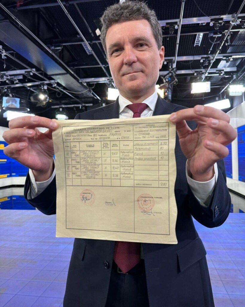 NicuşorDan：機能的な非識字率は国家安全保障の問題です。パブリックシステムは教育のビジョンを生み出すことはできません。ルーマニアでは、スペシャリストやコンサルティング会社を使用します