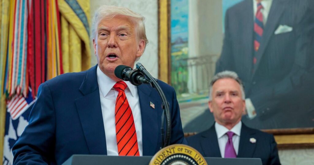 トランプの使節は、ウクライナでの戦争を終わらせるプーチンとの会合でクレムリンの通訳に依存していた