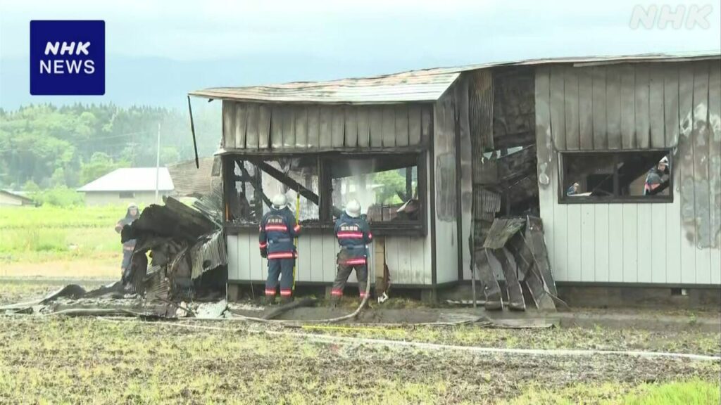 秋田 鹿角 住宅火災 2人の遺体見つかる 妻と息子連絡取れず - nhk.or.jp