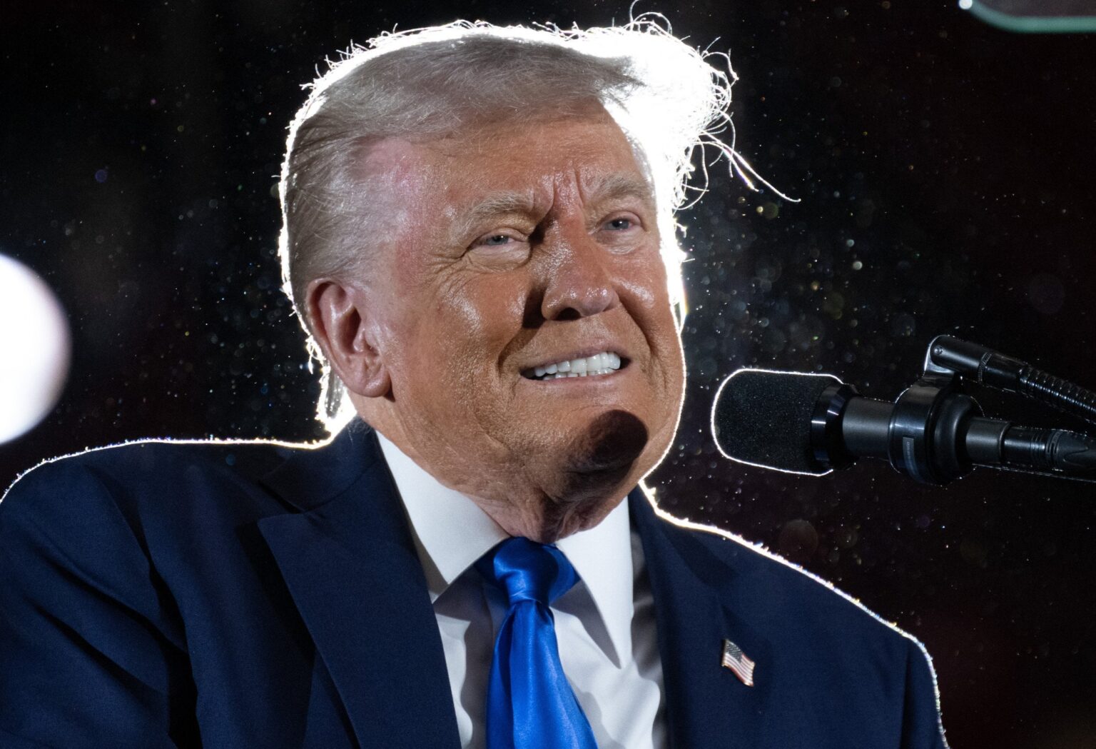 ドナルド・トランプは、弾eachの動きを介して民主党員を取り除くことを求めています