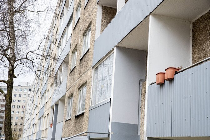 住宅コストは、低賃金のテナントにとって最も苦痛です