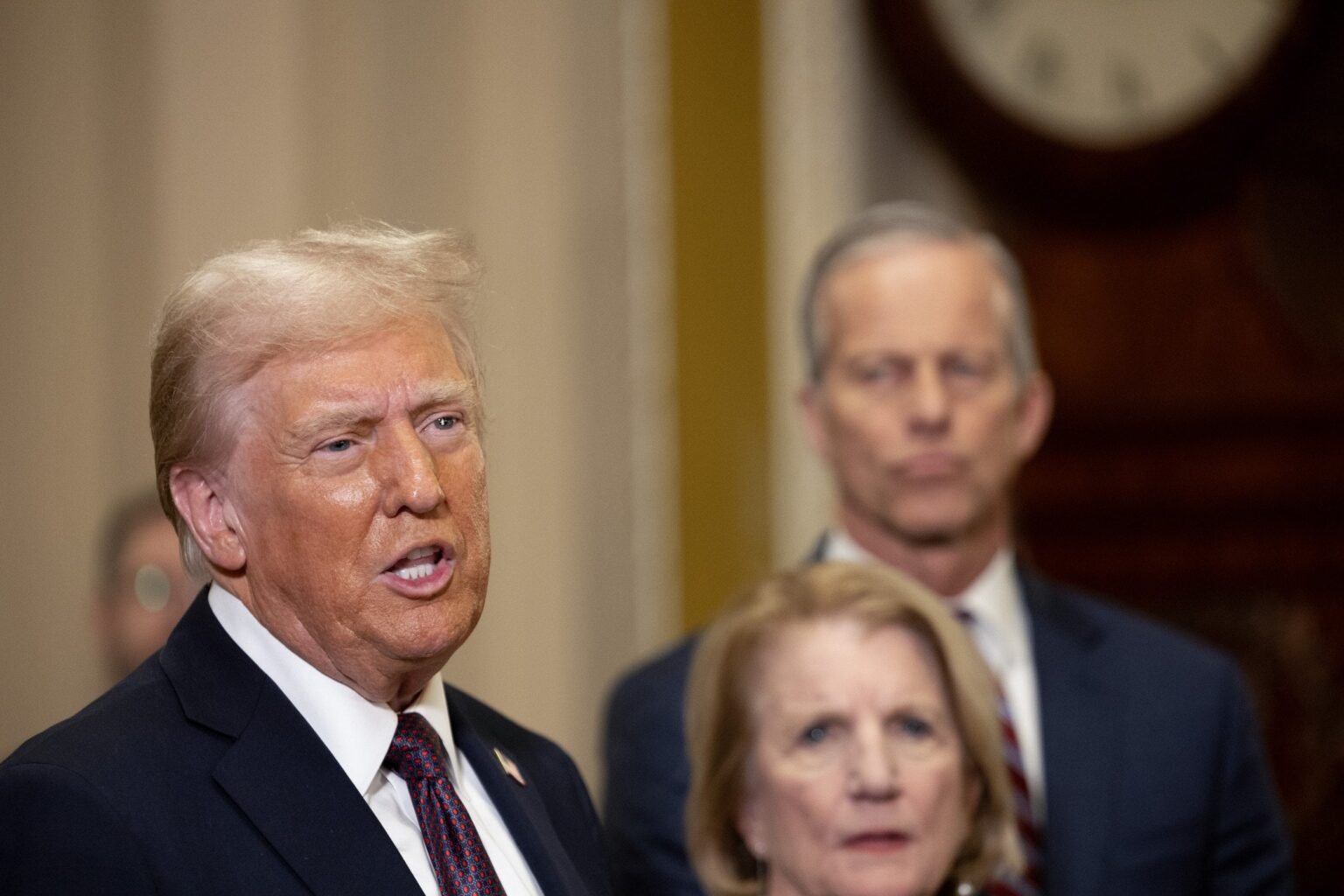 共和党の上院議員は、トランプの「大きくて美しい」法案に警告を発します。