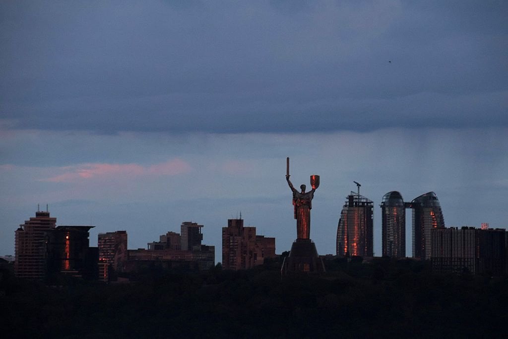 ロシアはウクライナの都市であるキエフへの大規模な攻撃を開始します。