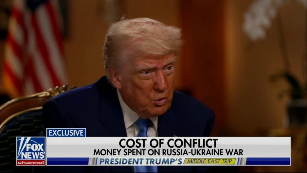 ゼレンスキー大統領と呼ばれるインタビューでトランプは再び「世界で最も偉大なセールスマン。私よりもはるかに優れています。ゼレンスキー、彼はワシントンに来て、彼が来るたびに1億ドルで立ち去ります。今、彼の能力は縮小していました。」ブレット・ベイアでさえそれを持っていませんでした