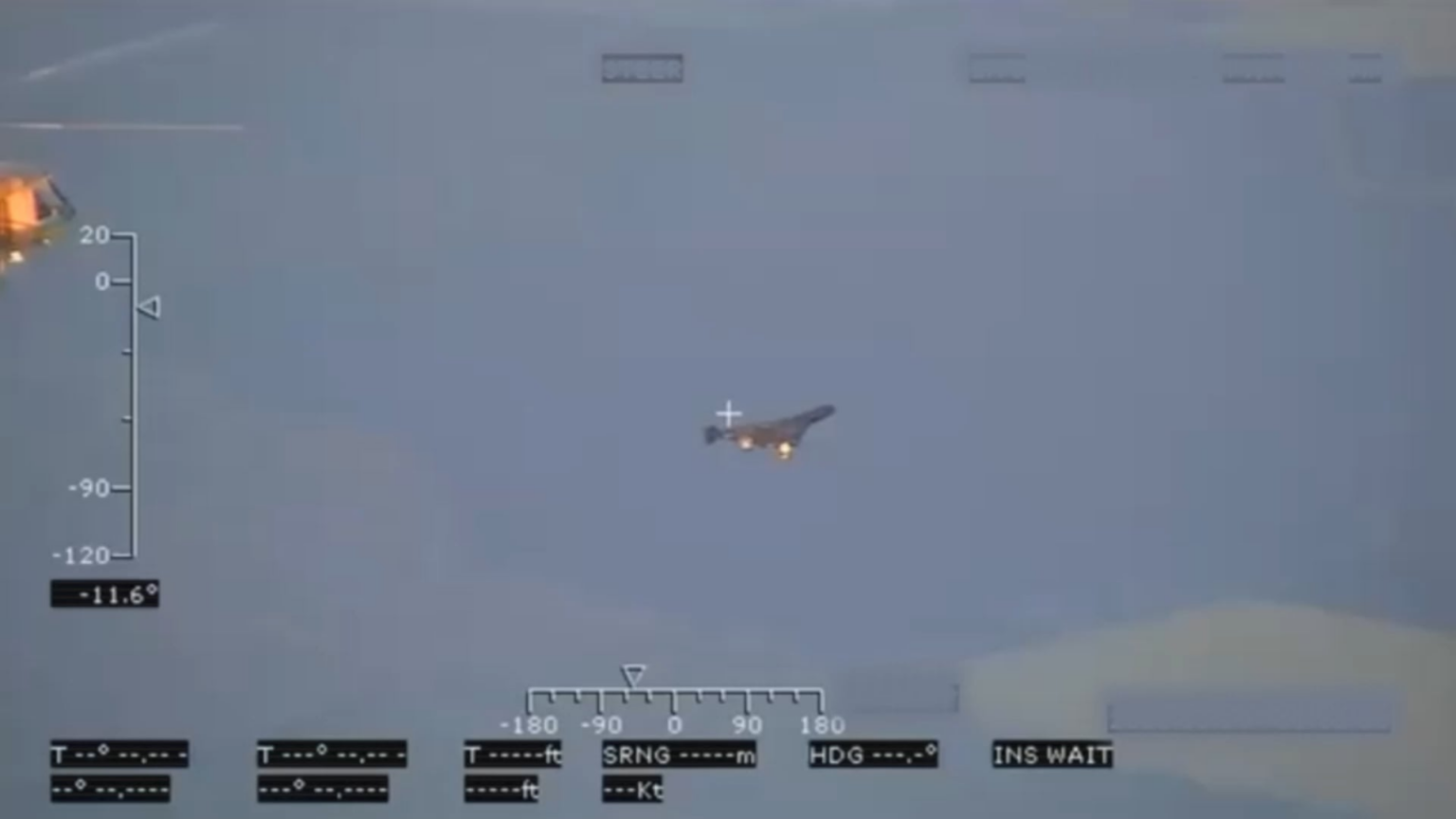 ウクライナの戦闘機は侵入者を破壊します。戦闘ヘリコプターのパイロットはロシアのシャープを撃ち落とします。