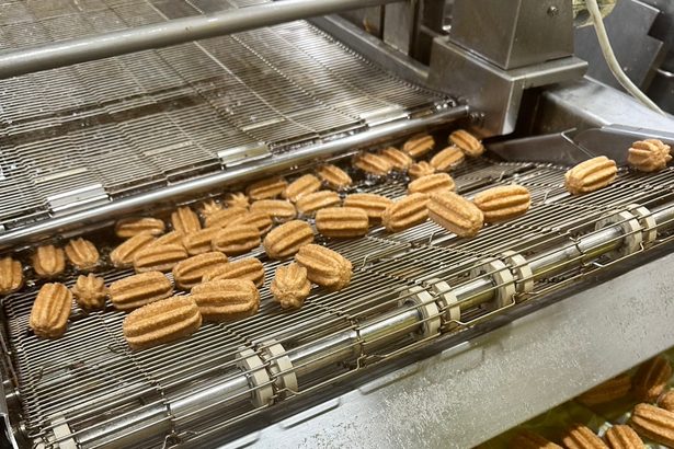 チュロス　台湾に輸出へ県の貨物補助活用うるまのミズトミ
