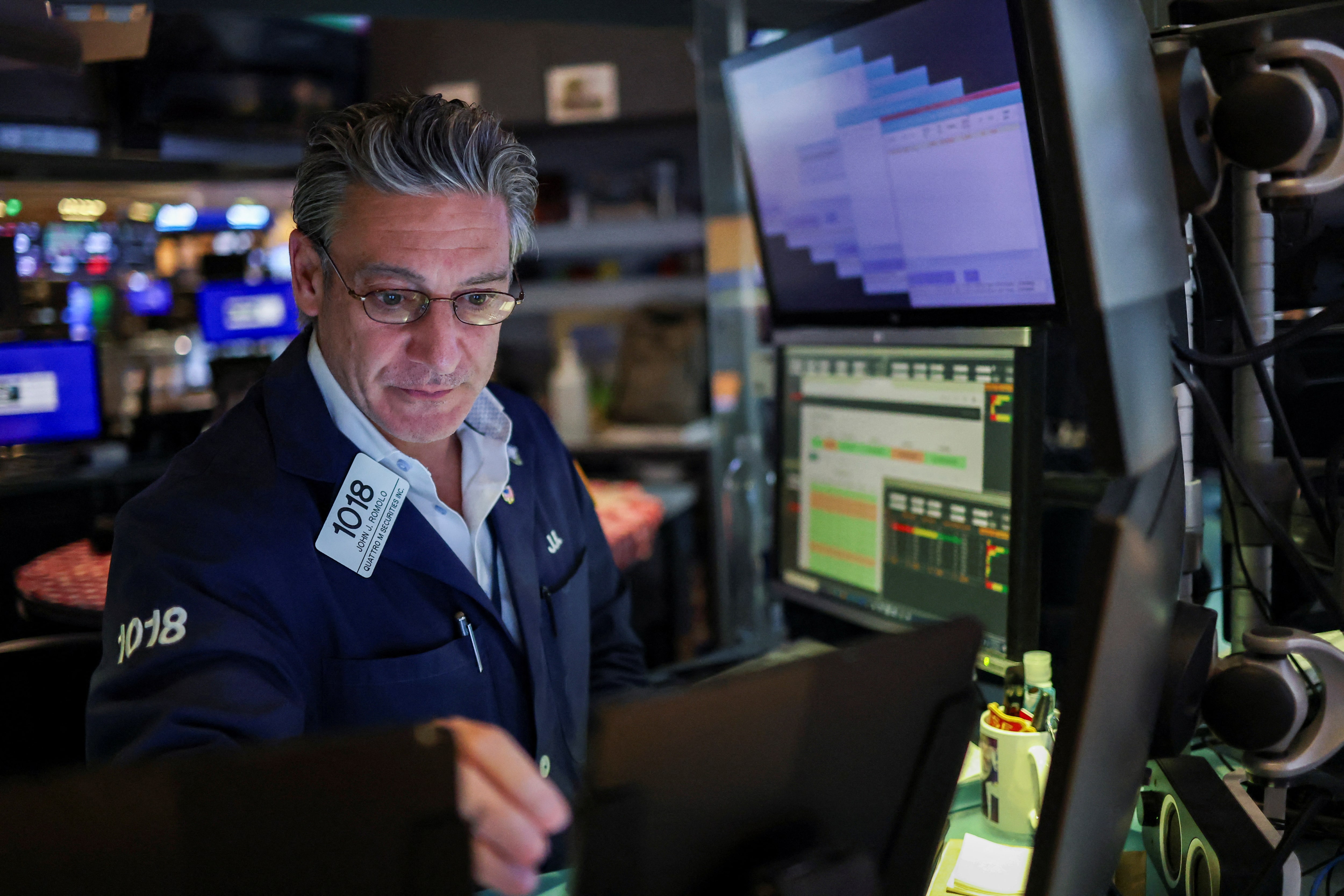 米国株式市場＝反落、ダウ114ドル安　米国債利回りを注視