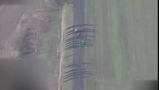 ワンショット、1つのヒット。ウクライナの兵士はいつでも敵を破壊する準備ができています。一緒に働くことは勝利を近づけます。陸軍航空と空中軍が移動しているとき、隠れる場所はありません。
