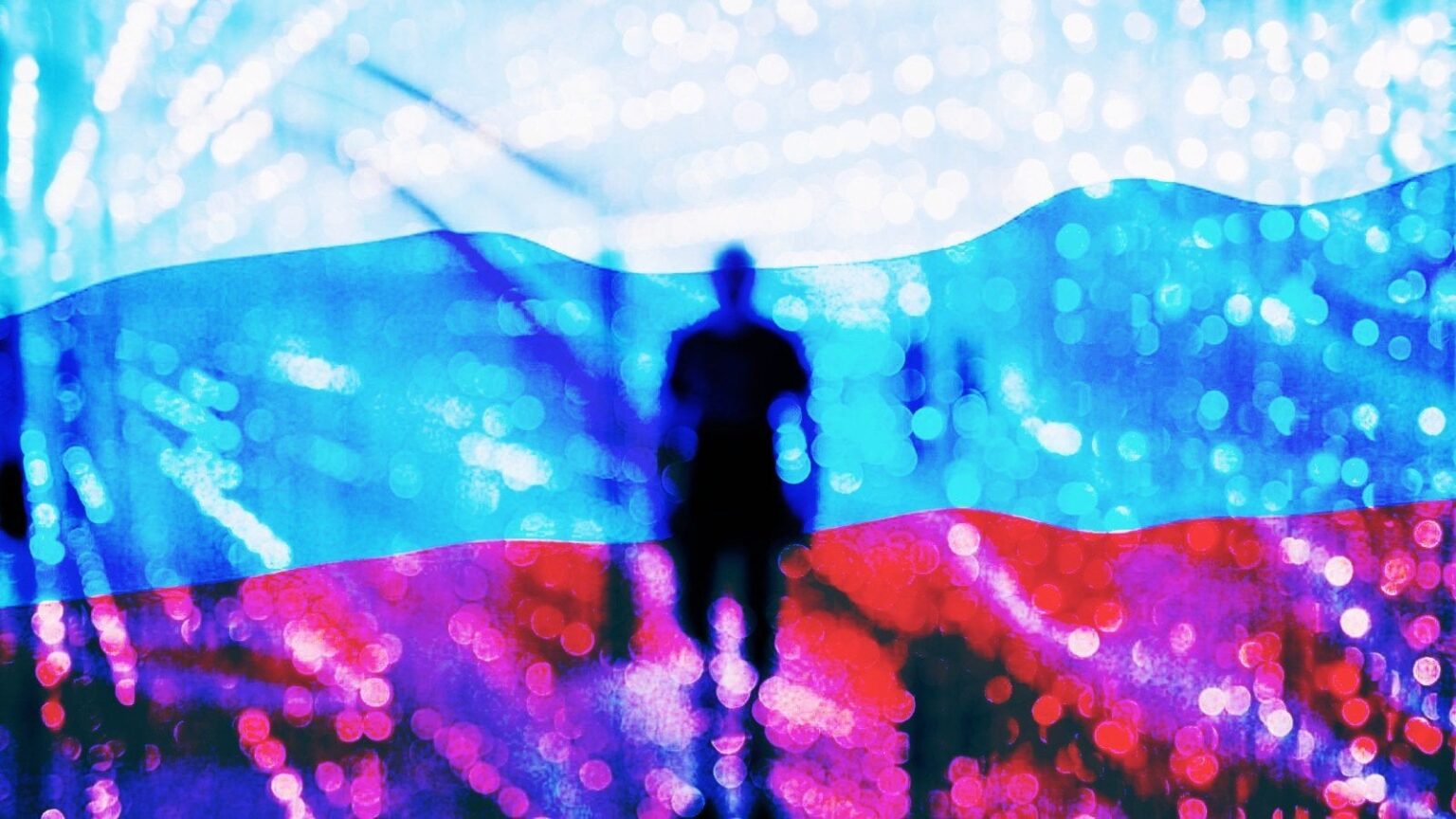 モスクワのすべての外国人にロケーション追跡アプリを実施するロシア