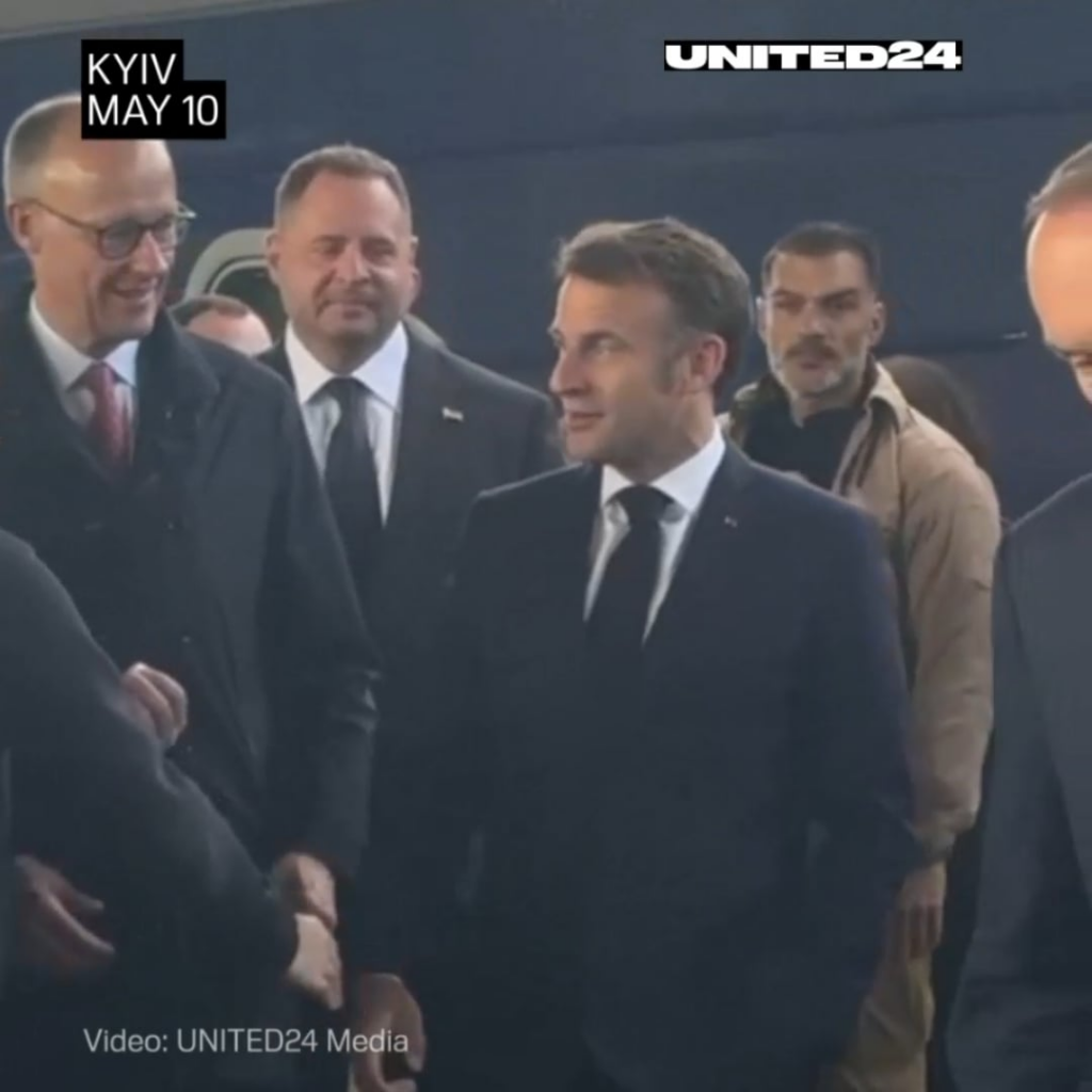 Keir Starmer、Emmanuel Macron、Friedrich Merz、およびDonald TuskがKyivに到着し、Zelenskyyiy大統領との会談のために到着しました