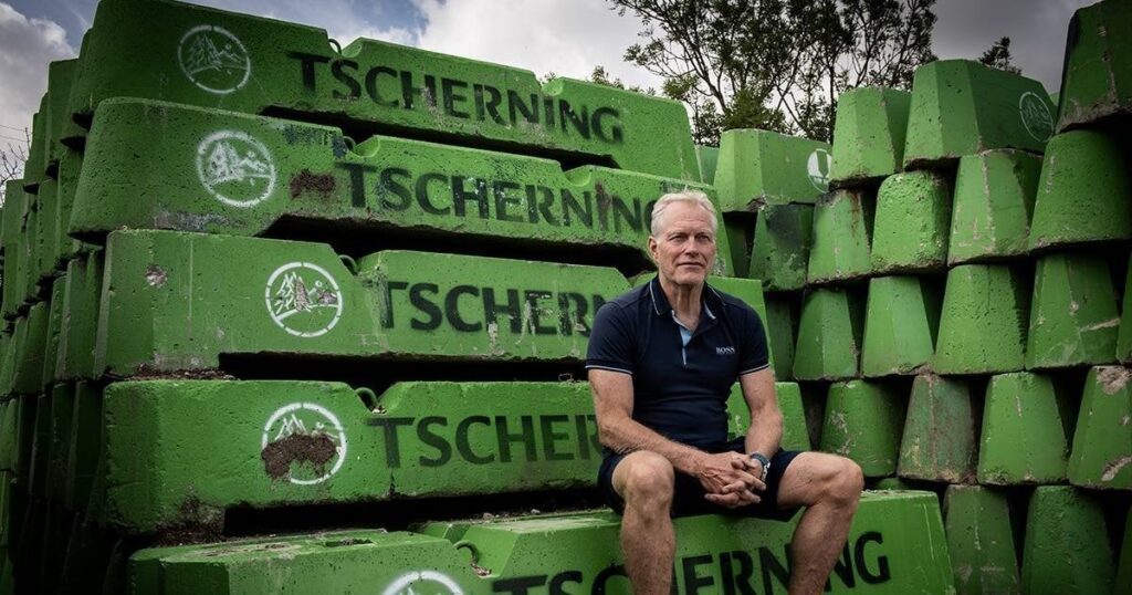 監督 [Søren Tscherning i nedrivningsselskabet Tscherning] すべての会社のテスラエルを返済する：「私の性格は販売されていない」