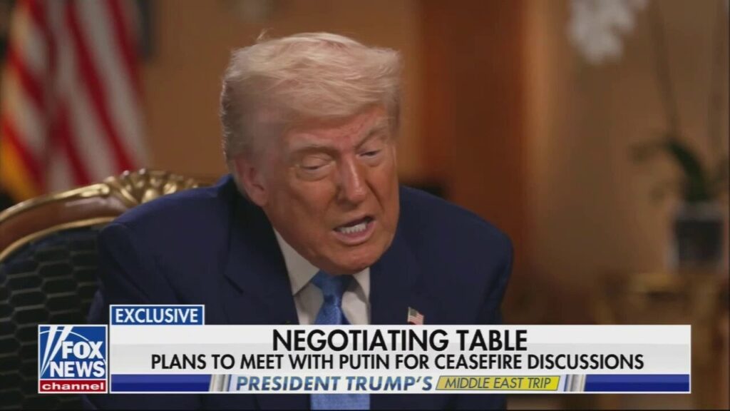 トランプは、「プーチンが陸軍戦車で泥の中に閉じ込められなかったら、5時間でキエフにいたでしょう。」彼は、ウクライナが勇敢に戦ったとは言いません、そしてホスメル空港を擁護しました。