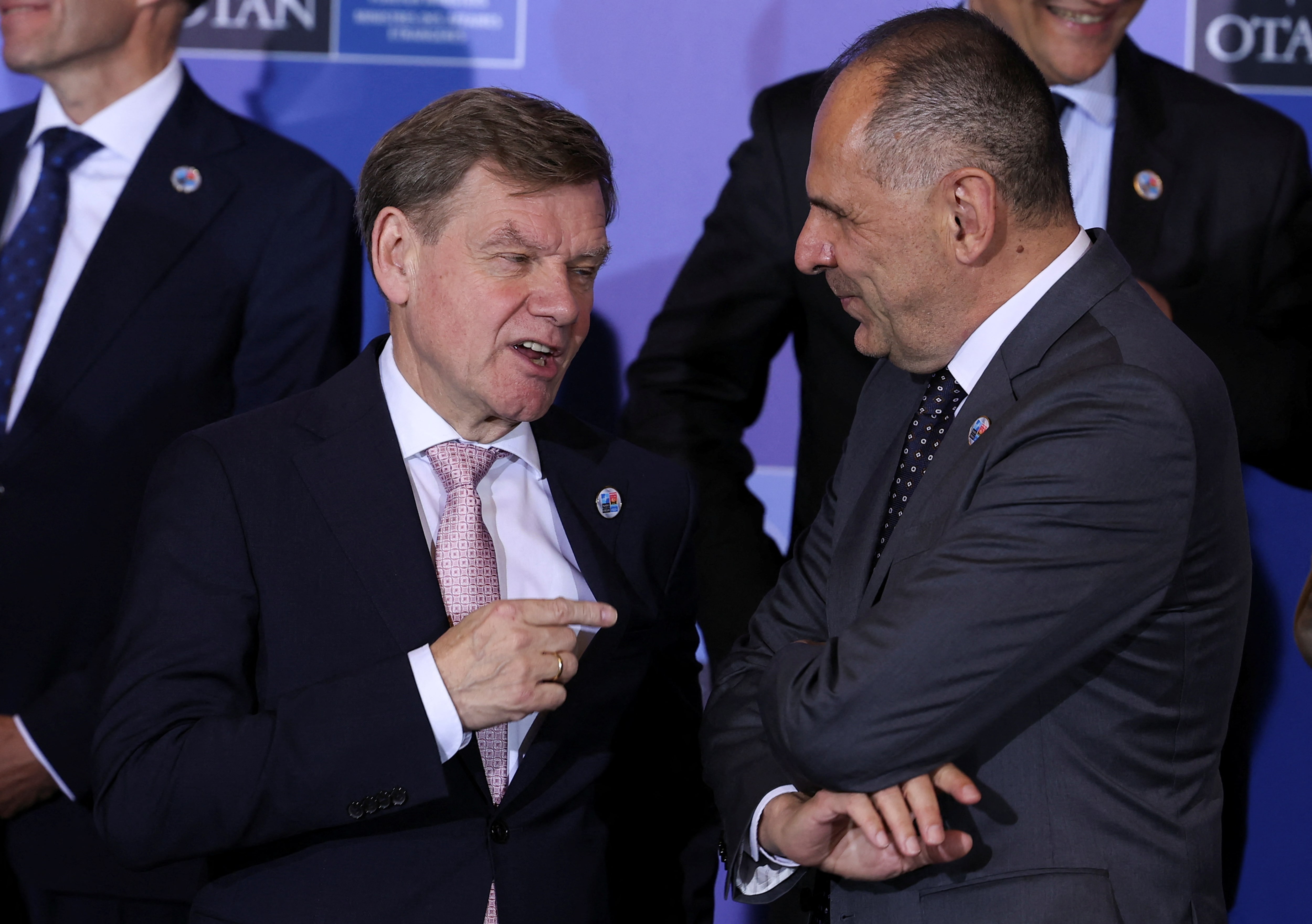 ＮＡＴＯ、国防費目標5％案を協議　ドイツが支持表明