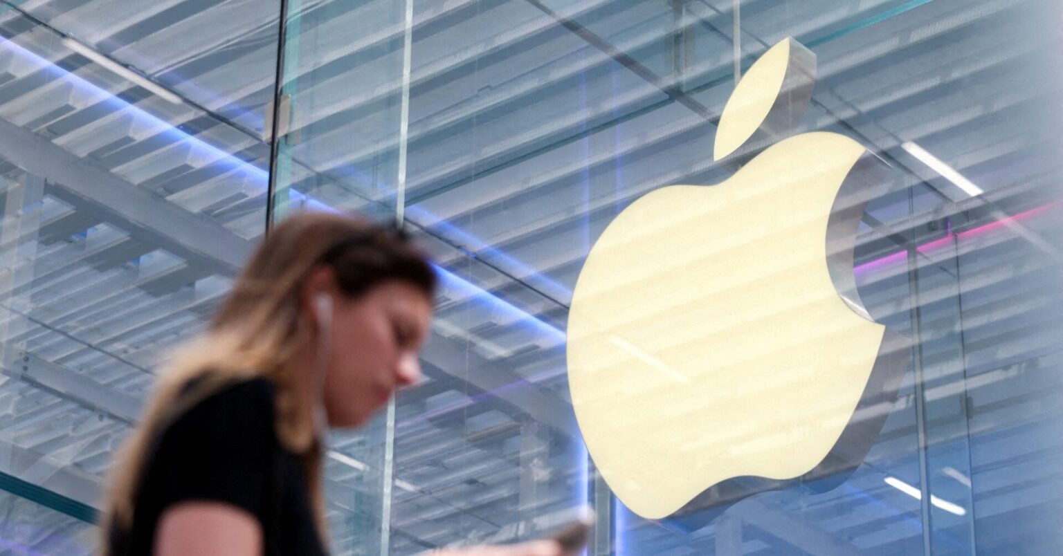 トランプは、私たちで作られていない場合、25％の関税についてAppleに警告します