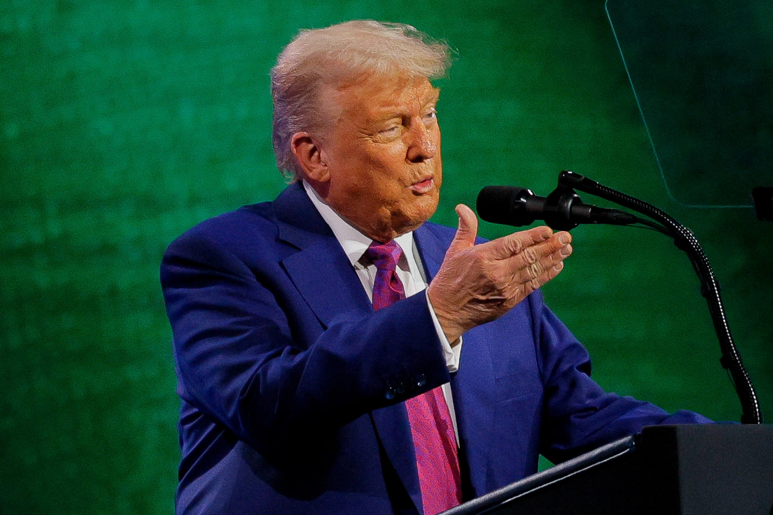 トランプ大統領、シリア暫定大統領に面会へ　前日に制裁解除方針表明