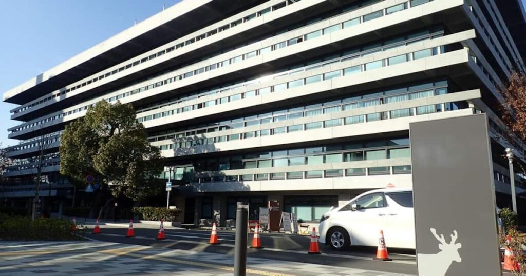 駅でスカート内盗撮容疑、近鉄社員逮捕 女性が気付いて取り押さえる 奈良・橿原 - 産経ニュース