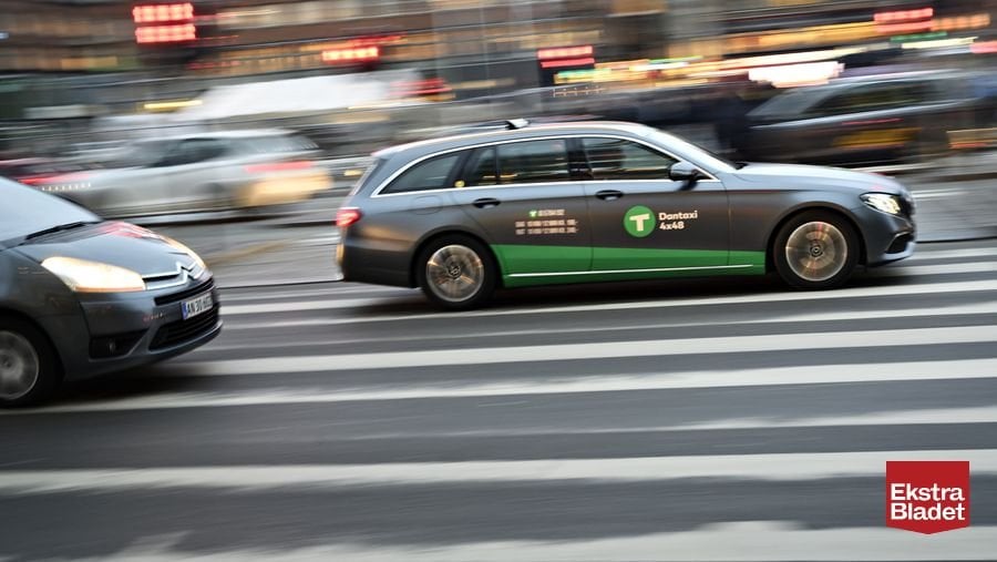 Uberはデンマークのタクシーの巨人を購入します [Dantaxi 4x48]
