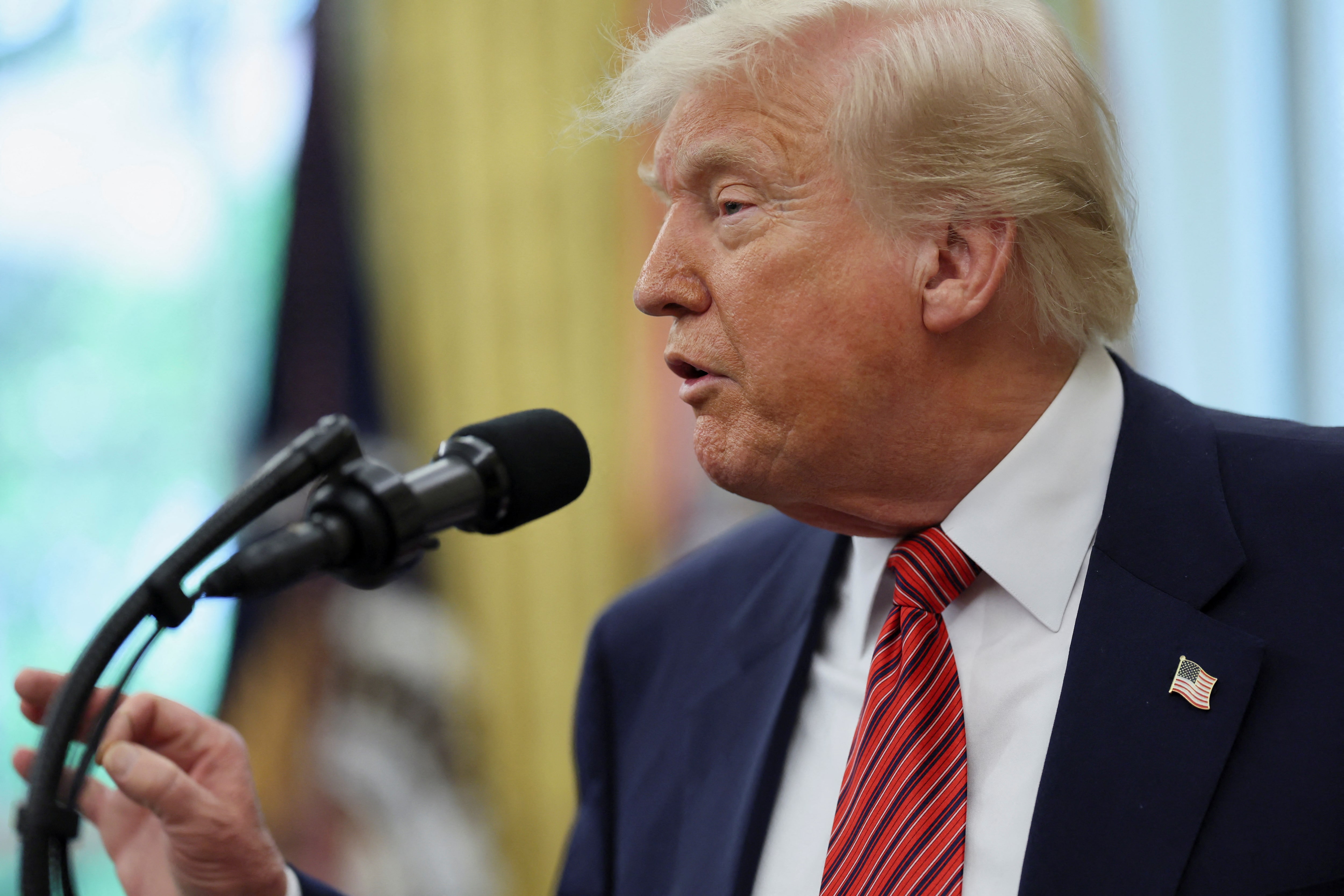 トランプ氏「攻撃の応酬停止望む」、インド・パキスタン巡り