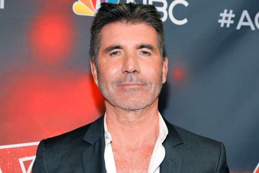 サイモン・コーウェルは、彼がセックスをしていると判断しているカップルから15万ドルの申し出を拒否したことを明らかにします