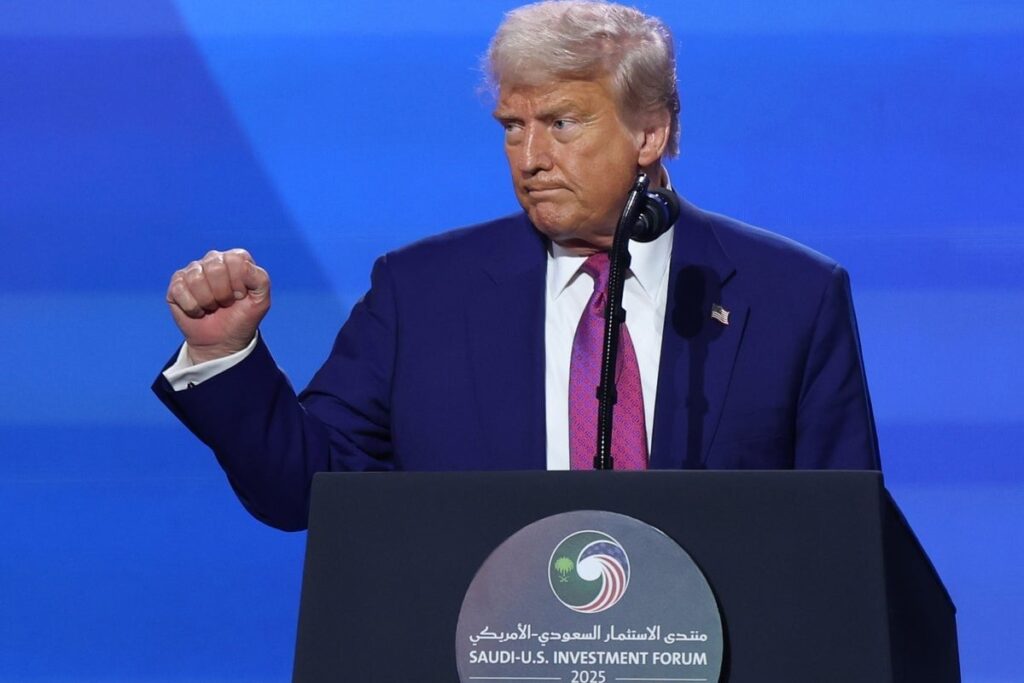 収入のない中国企業は、3億ドル相当のトランプのメモコインを購入する予定です - トランプの最も素晴らしいグリフトで