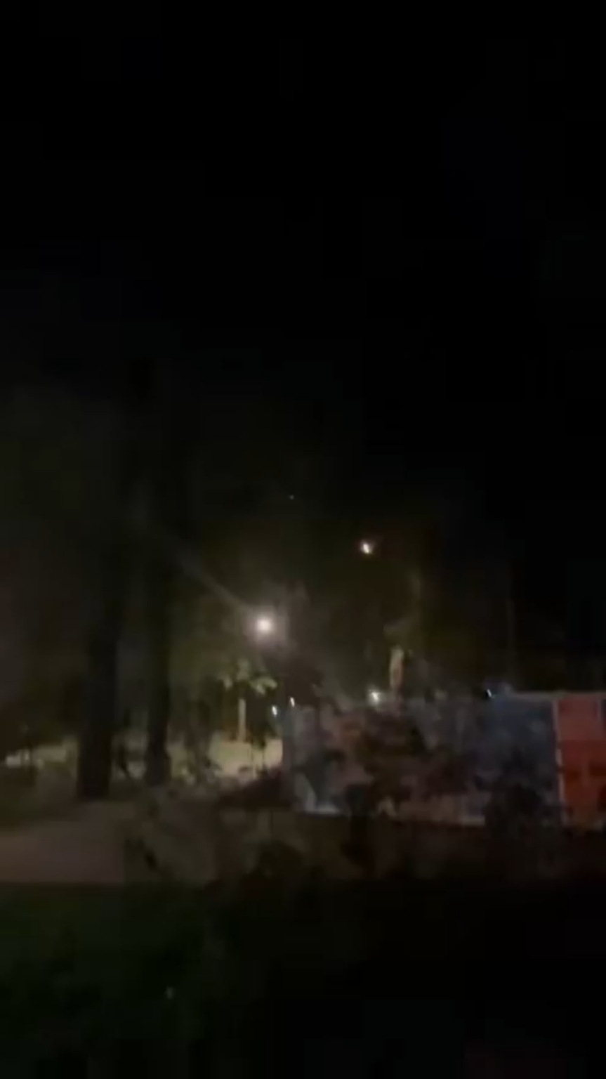 モスクワ地域：大規模なウクライナの長距離ドローン攻撃が報告されました。ロシア人は緊密な呼びかけを記録しました。 2025年5月28日