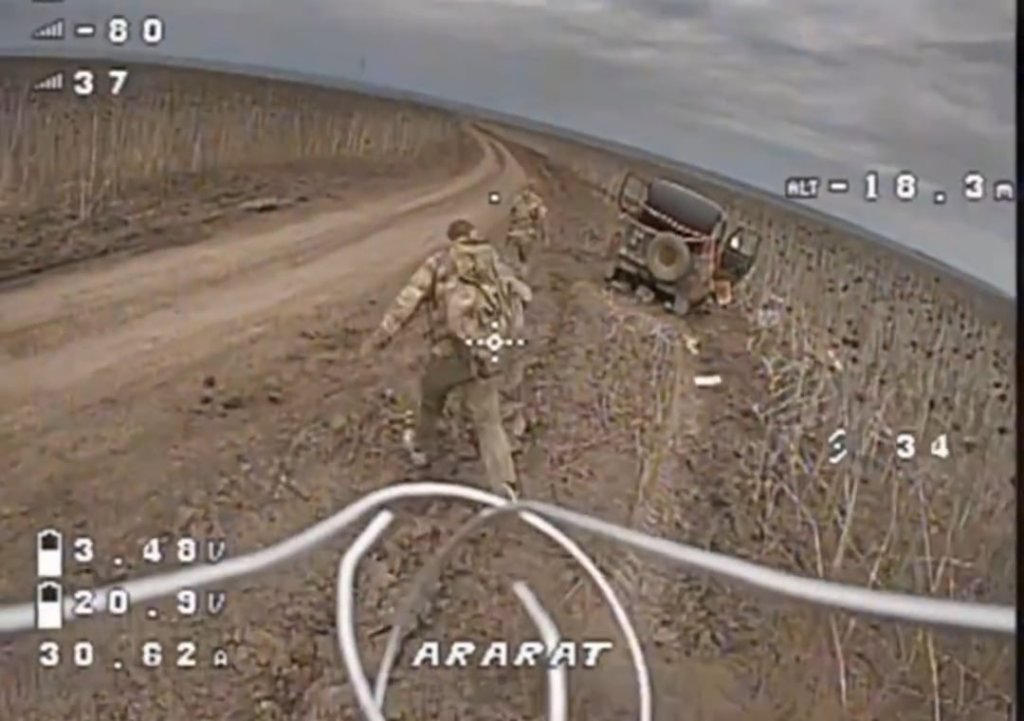 ウクライナのファナグループ（SOF）は、ロシアの兵士のペアを3分間狩りました。