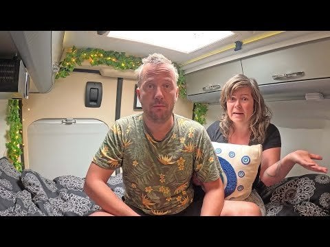 ギリシャはすべてのキャンピングカーの駐車場を禁止します。ヨーロッパで火災が発生しているキャンピングカー。