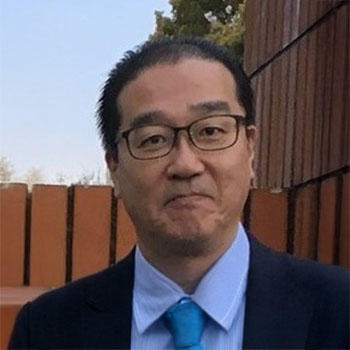 井上 吉朗 氏