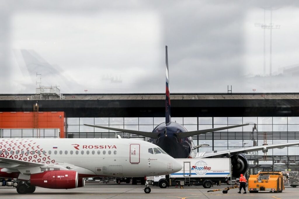 ロシアは、ウクライナのドローンストライキの3日目の中でモスクワ空港を閉鎖します