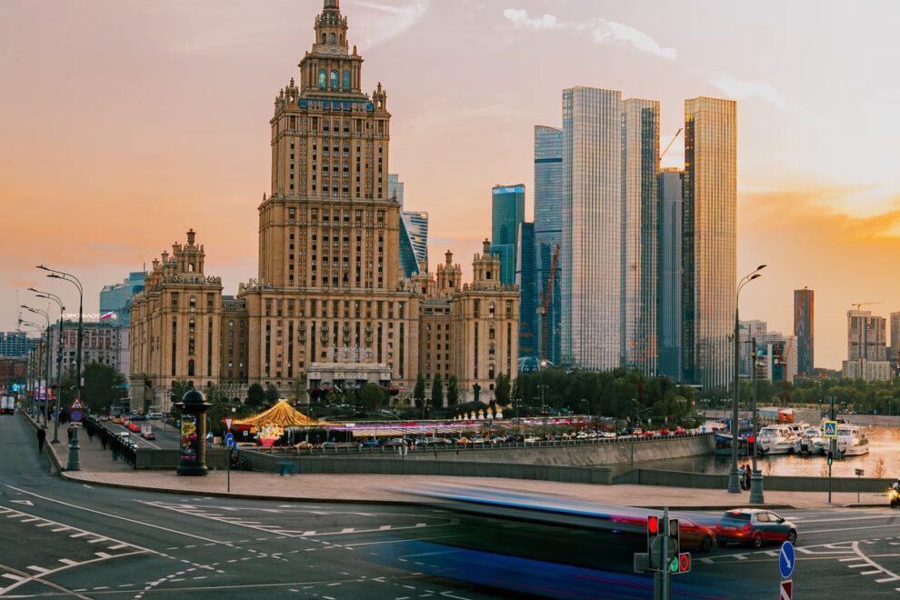 バイナンスの元ロシア部門責任者、詐欺事件への関与で逮捕