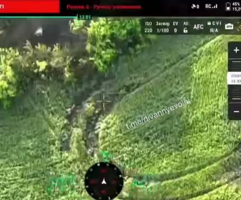 Pokrovsky方向にM113と死んだ乗組員を破壊しました。