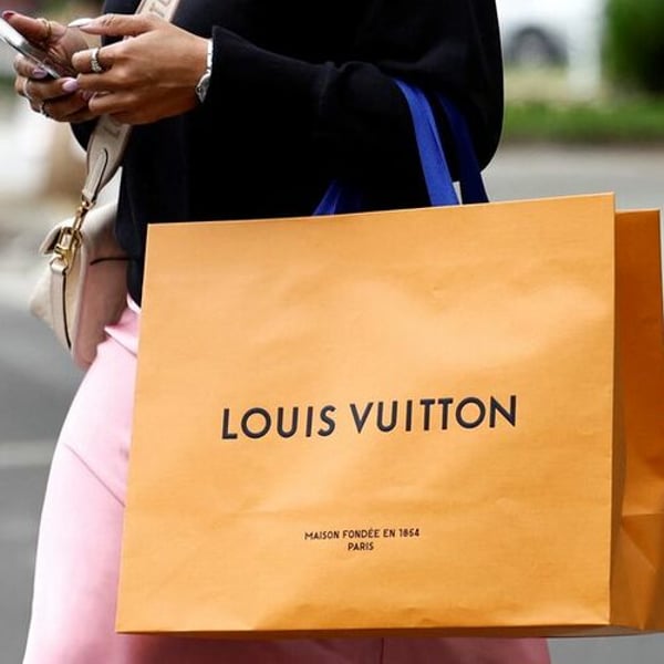 トランプ大統領の関税発動が欧州高級品セクターを直撃、市場シェアは下落 - FashionNetwork 日本