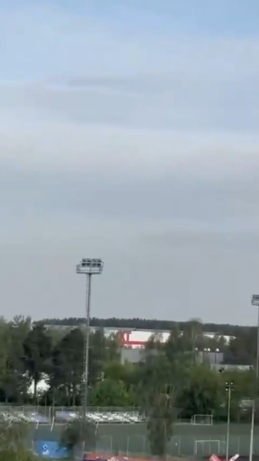 5月28日の夜、ウクライナ軍は、長距離ドローンを備えたロシアの軍事産業複合施設にいくつか衝突しました。 DubnaのUAV製造工場、ZelenogradのMicroelectronics生産センター、およびその他の産業施設施設で爆発がありました。
