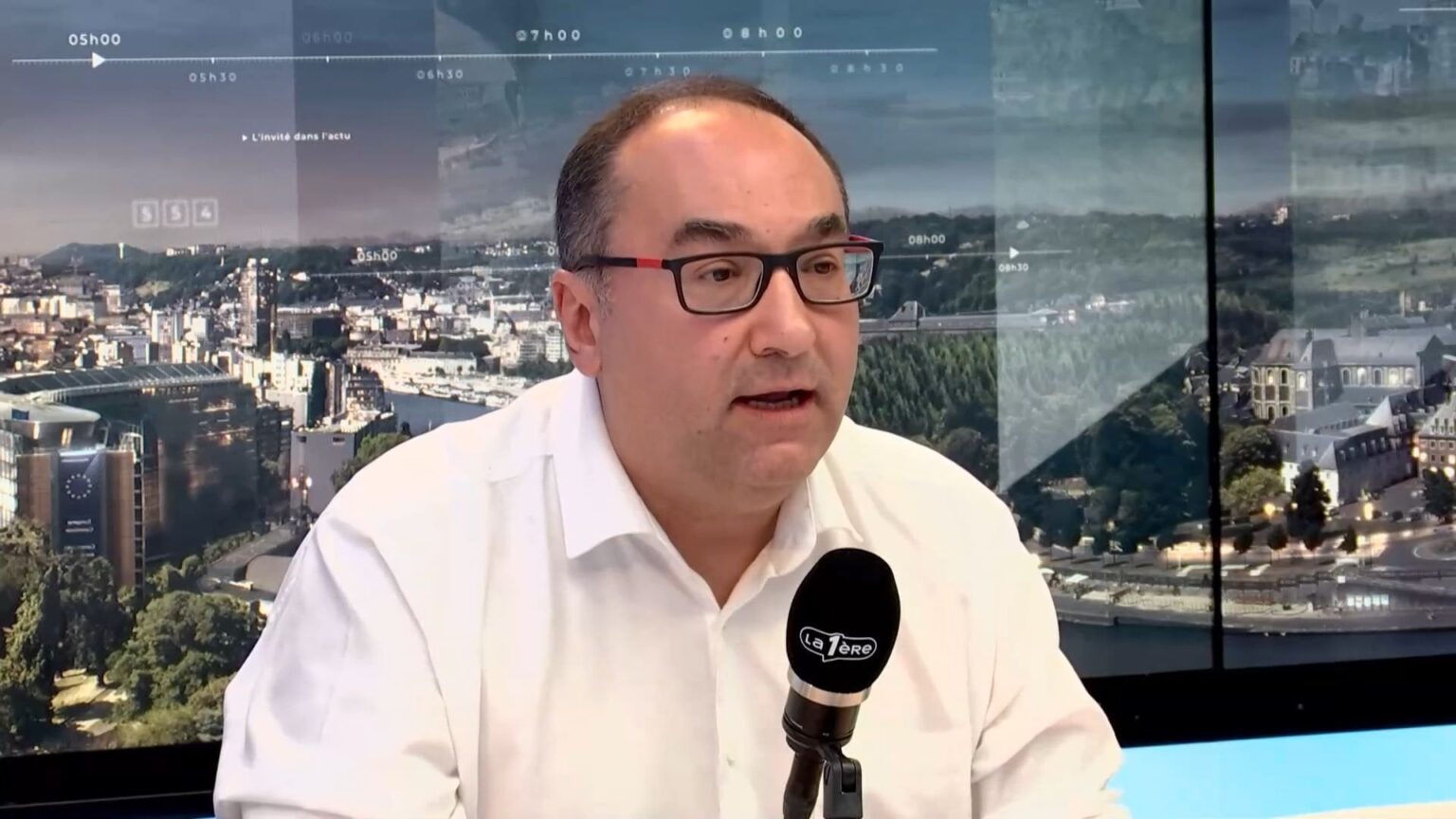 社会主義者/グリーン/ fouad ahidar政府がブリュッセルに来ます。