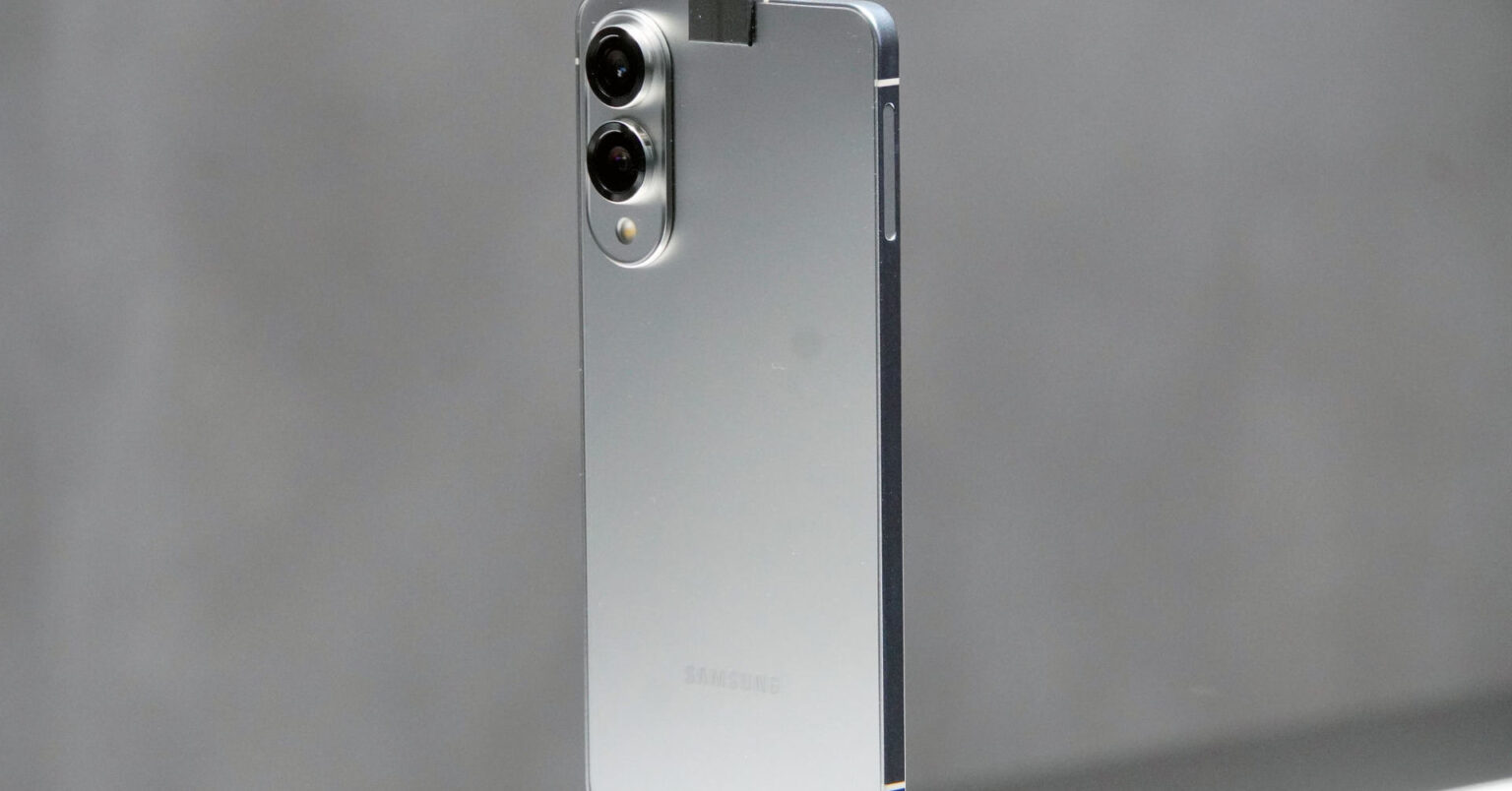 薄型スマホ「Galaxy S25 Edge」、5月13日にグローバル発表へ　キーワードは「Beyond Slim」 - ITmedia Mobile - ITmedia