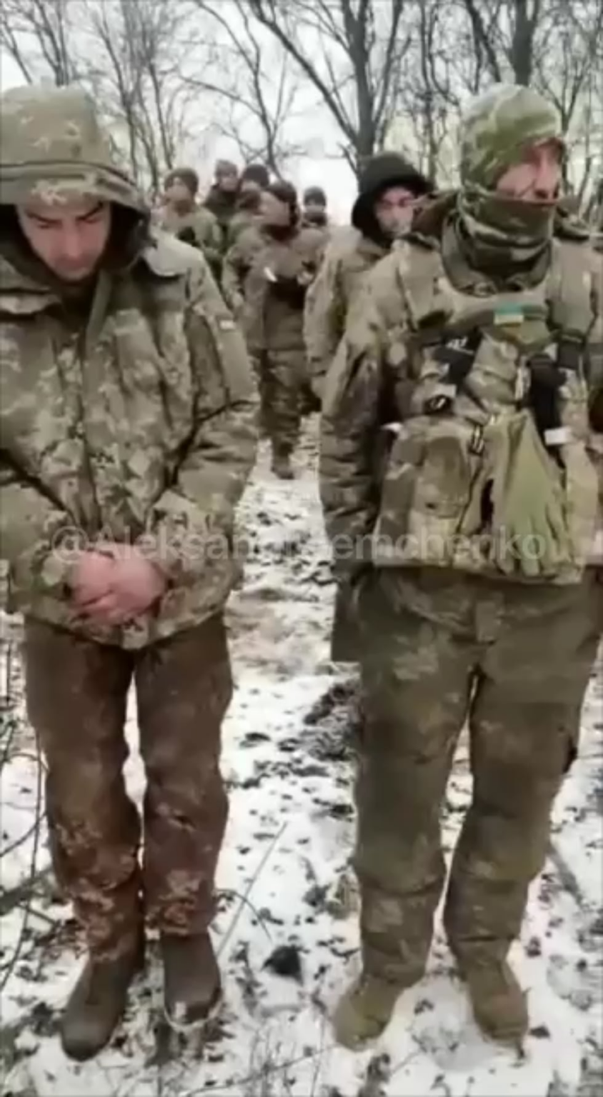 ウクライナ軍の第4戦車旅団の第1回ライフル大隊のいくつかは、ロシア軍と戦うために命令に従うことを拒否し、最前線に行くことを拒否しました